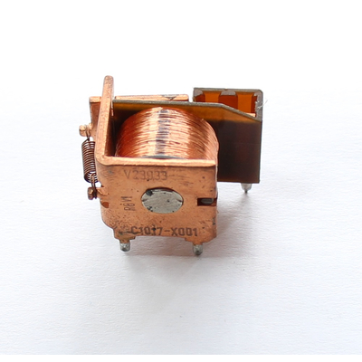 Relais 12V 1 x (ein) 40A - V23033-C1017-X001