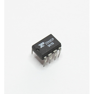 XR2242CP Programmable Timer  4,5..15V, 0..+70dm  DIP8