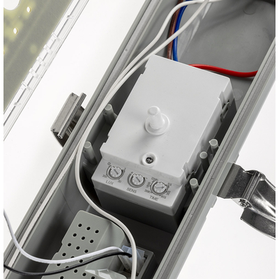 LED long-light 18W neutral white with HF motion detector - HORTA