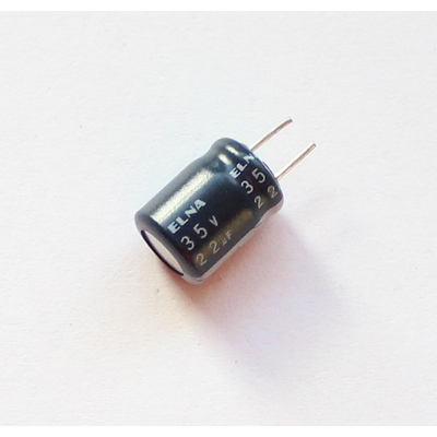 Electrolytic capacitor    22�f  35V  85�C  print